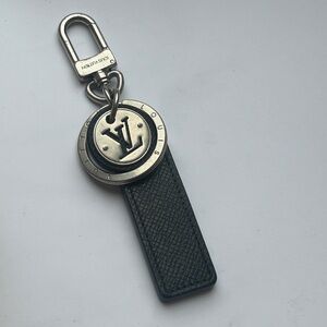 Louis Vuitton Taiga Leather Key Chain